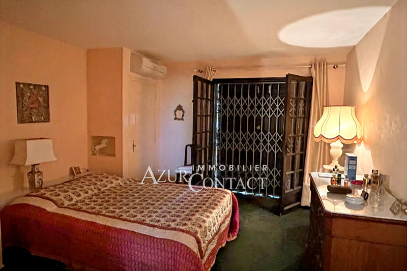 Maison - 200 m² - 6 pièces