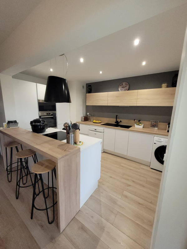 Appartement - 82 m² - 4 pièces