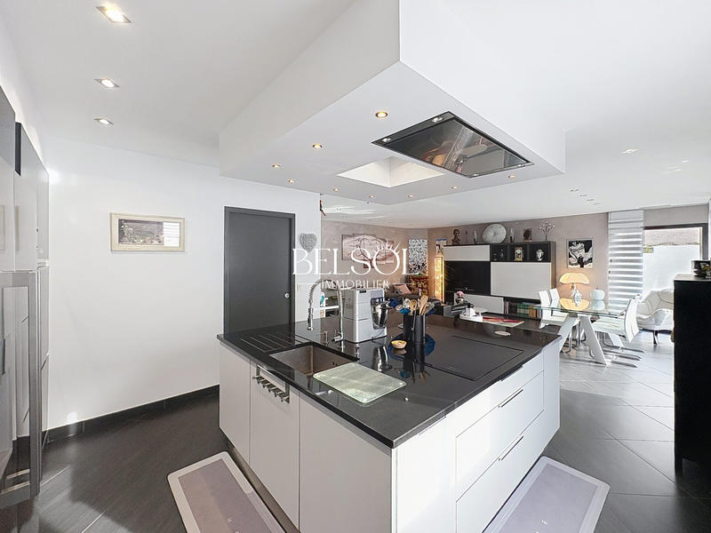 Maison contemporaine - 145 m² - 5 pièces