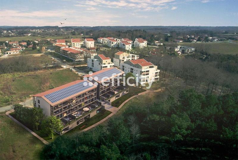 Appartement - 93 m² - 4 pièces