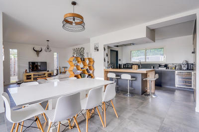 Maison - 152 m² - 5 pièces