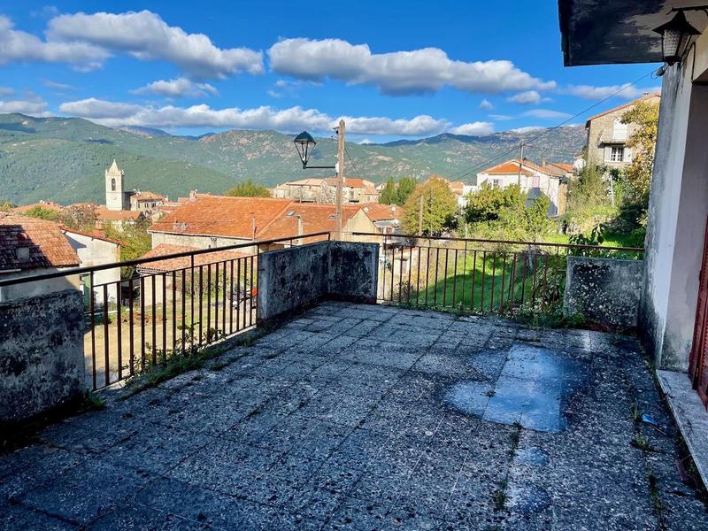 Appartement - 80 m² - 3 pièces