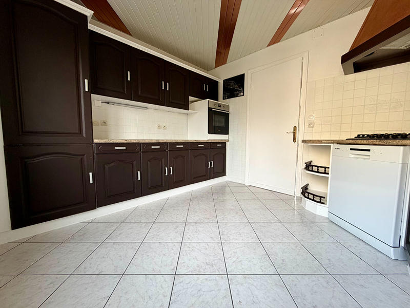 Appartement - 77 m² - 3 pièces