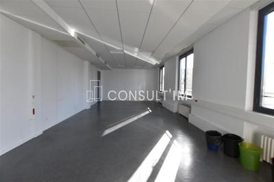 Bureau - 567 m²