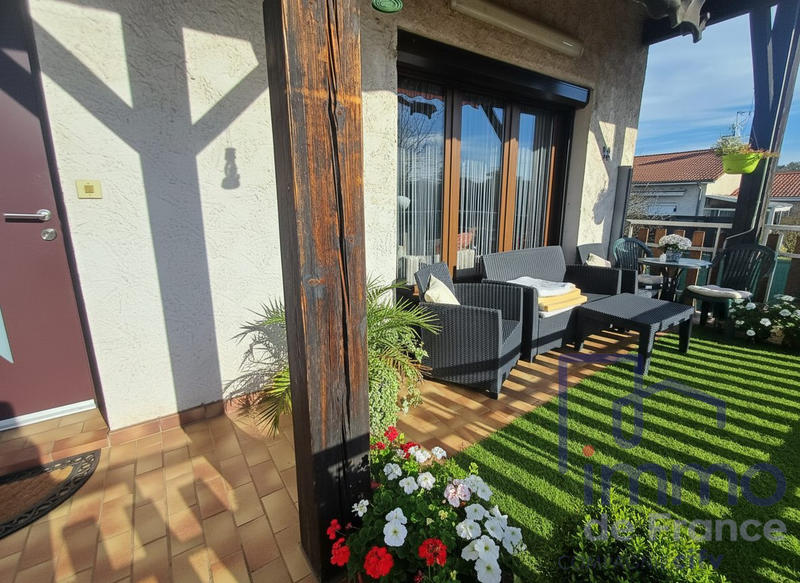 Maison traditionnelle - 132 m² - 6 pièces