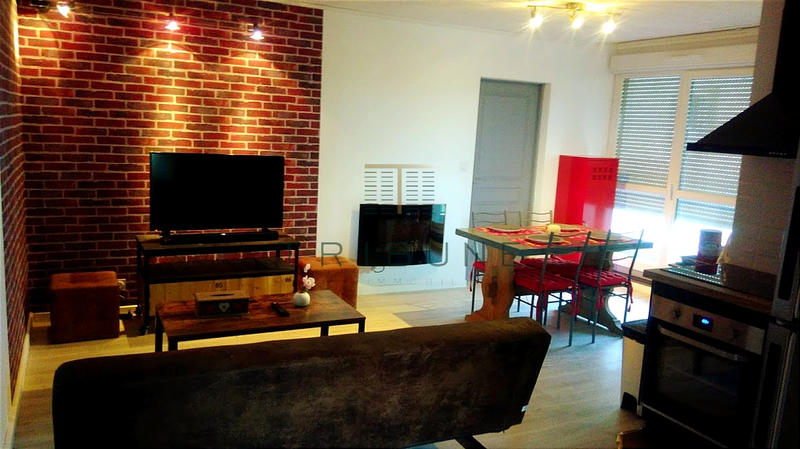 Appartement - 94 m² - 5 pièces