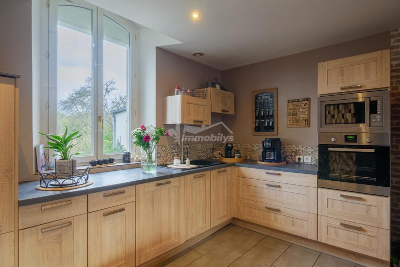 Maison - 179 m² - 5 pièces