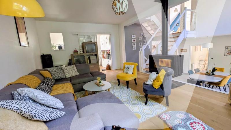 Maison - 142 m² - 6 pièces