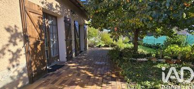 Maison - 200 m² - 6 pièces