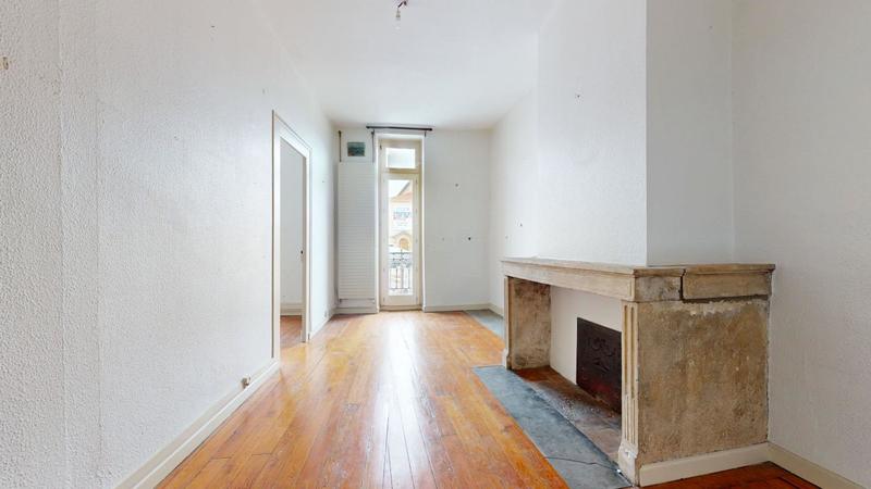 Appartement - 120 m² - 6 pièces