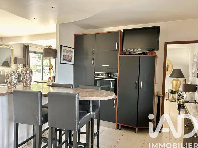 Maison - 197 m² - 5 pièces