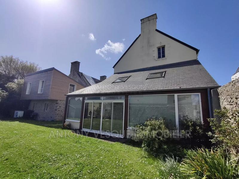 Maison - 175 m² - 8 pièces