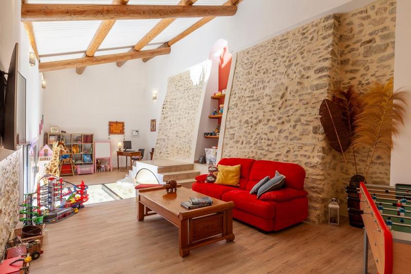 Maison de campagne - 370 m² - 10 pièces