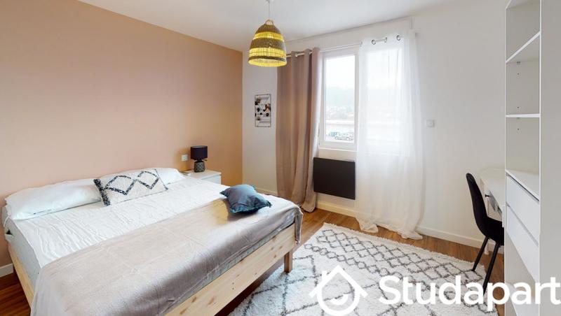 Chambre - 9 m² - 1 pièce