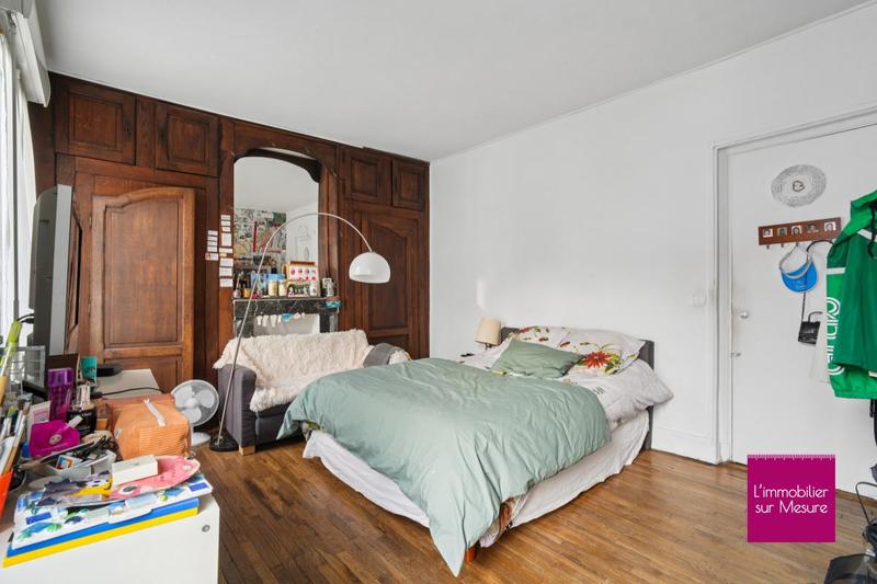 Maison - 210 m² - 6 pièces