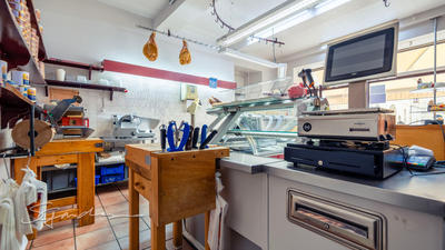 Fonds de commerce - 574 m²