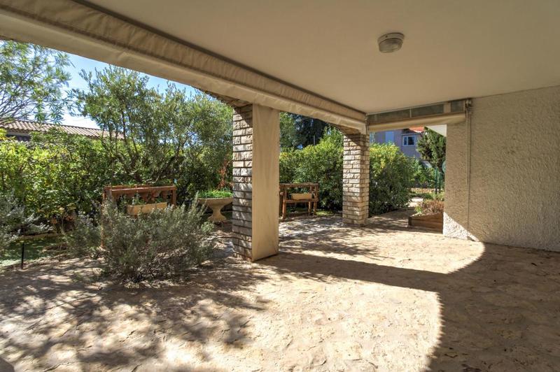 Maison - 146 m² - 8 pièces