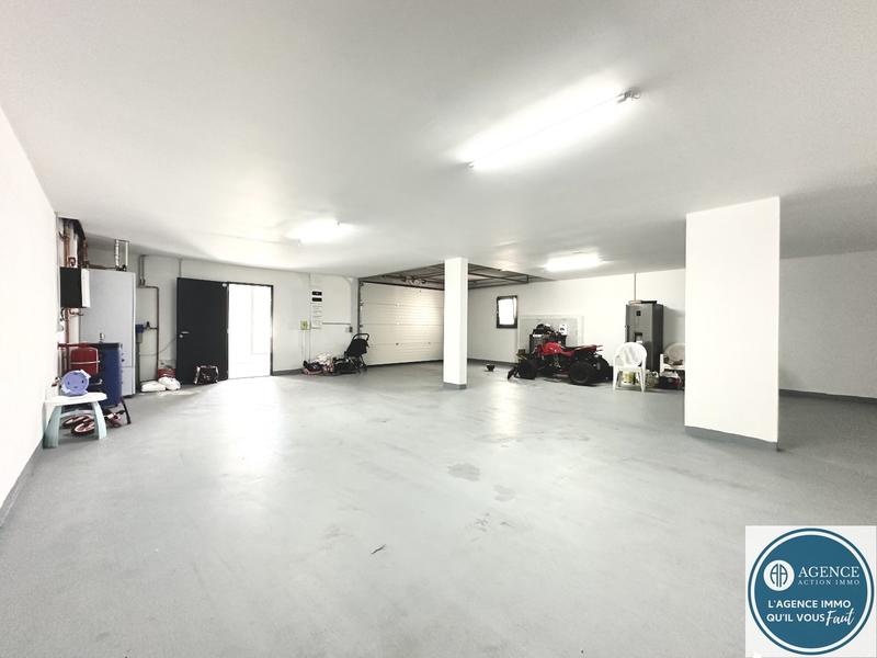 Maison - 200 m² - 6 pièces