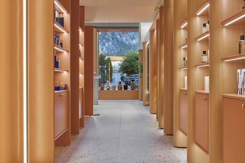 Beauté / Bien-être - 127 m²