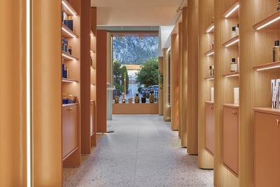 Beauté / Bien-être - 127 m²