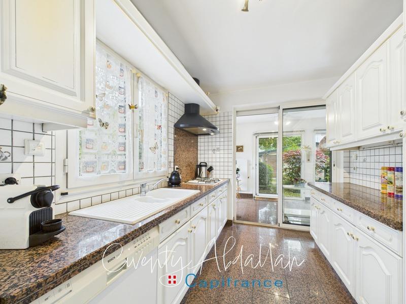 Maison - 192 m² - 6 pièces