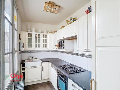 Maison - 94 m² - 5 pièces