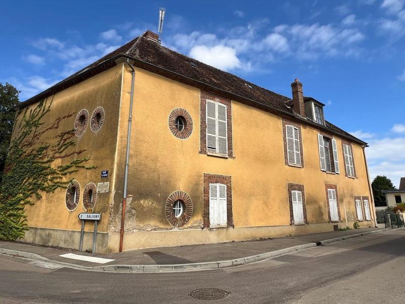 Maison de maîtres - 276 m² - 9 pièces