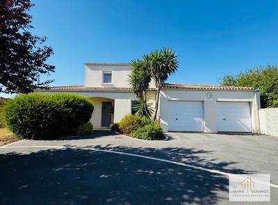 Maison - 155 m² - 6 pièces