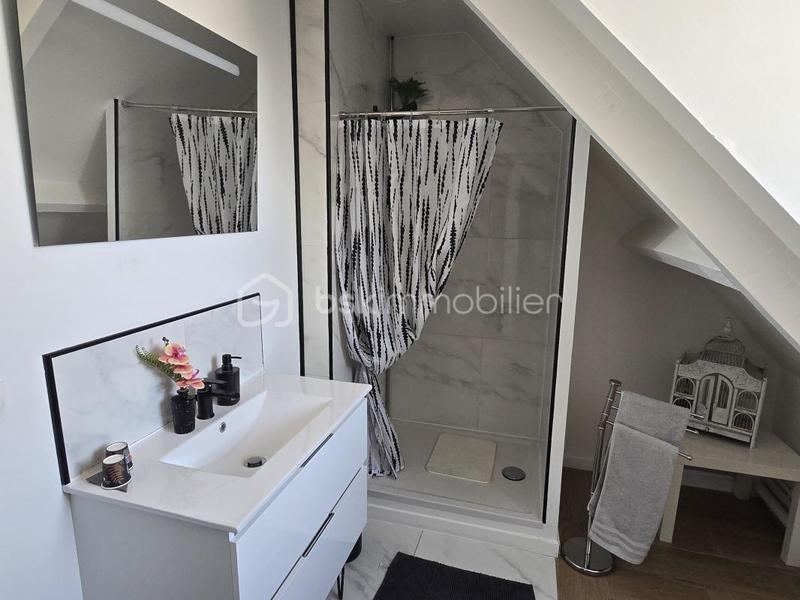 Pavillon - 155 m² - 6 pièces