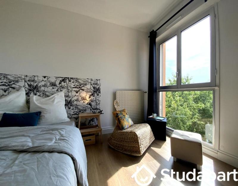 Chambre - 12 m² - 1 pièce