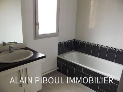 Villa - 80 m² - 4 pièces