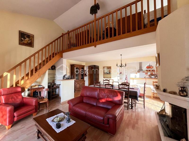 Maison de ville - 100 m² - 5 pièces