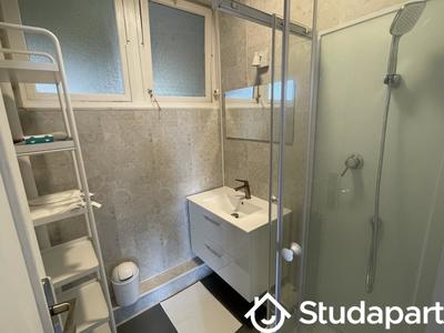 Chambre - 70 m² - 1 pièce