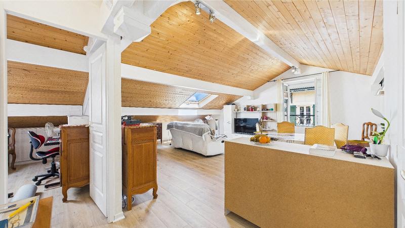 Appartement - 74 m² - 2 pièces