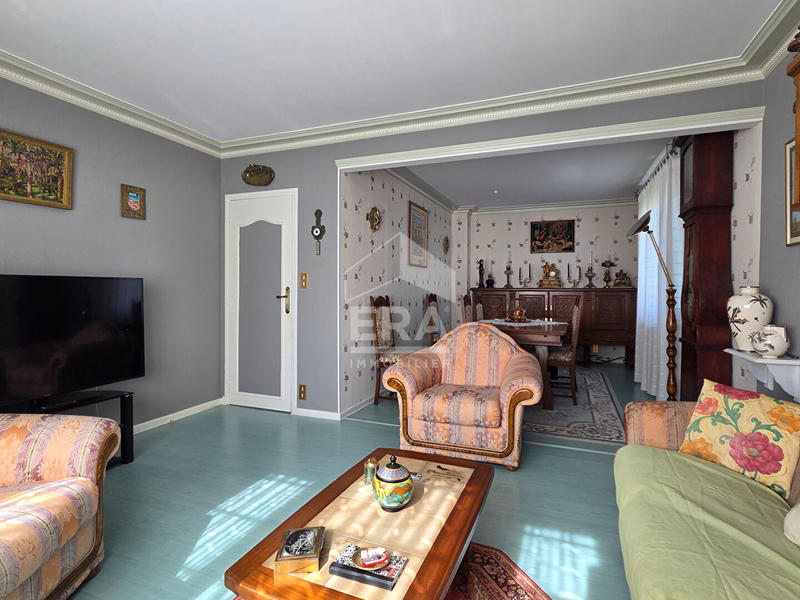 Maison - 151 m² - 8 pièces