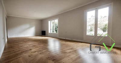 Maison - 112 m² - 6 pièces