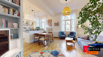 Appartement - 96 m² - 5 pièces