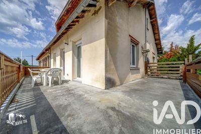 Appartement - 75 m² - 3 pièces