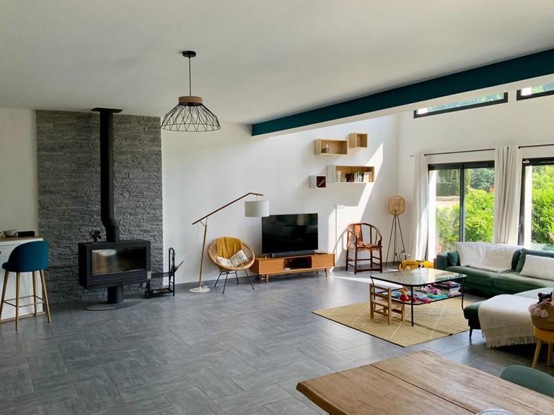 Maison - 261 m² - 8 pièces