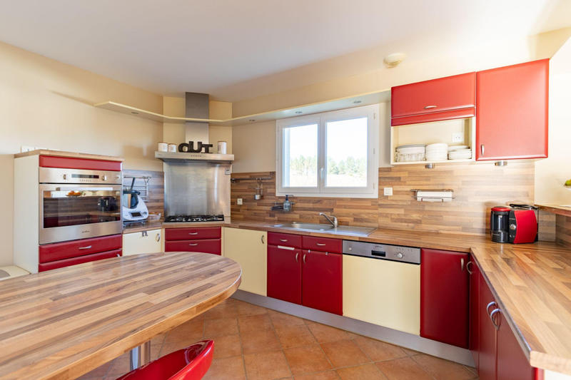 Maison - 104 m² - 5 pièces