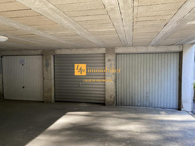 Parking / Garage - 13 m²