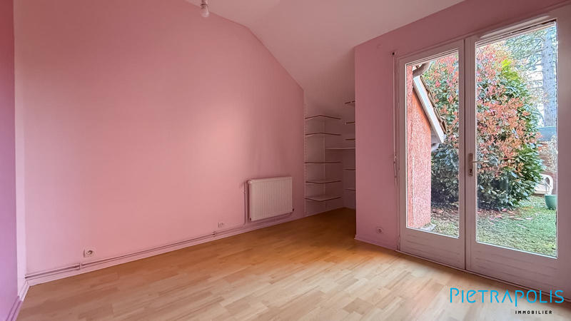 Maison - 138 m² - 7 pièces