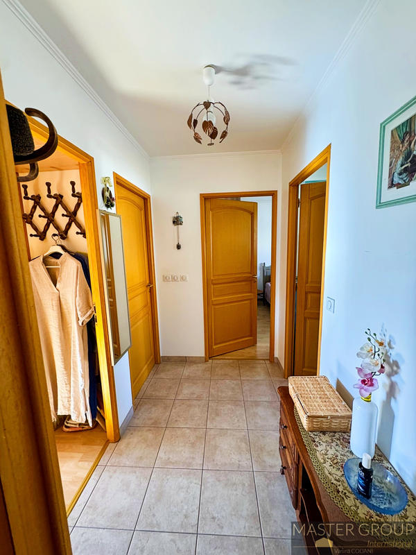 Viager - Maison - 163 m² - 6 pièces