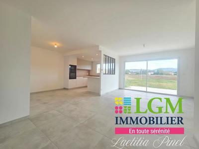 Maison - 90 m² - 4 pièces