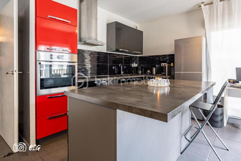 Appartement - 92 m² - 5 pièces