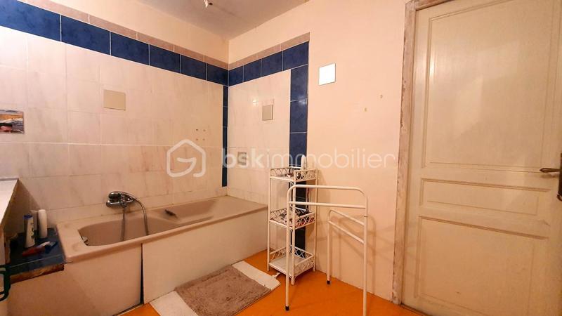 Maison en pierre - 156 m² - 6 pièces