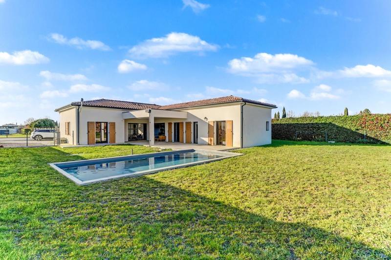 Maison - 140 m² - 4 pièces