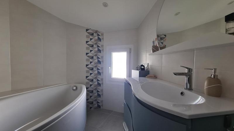 Maison - 132 m² - 5 pièces