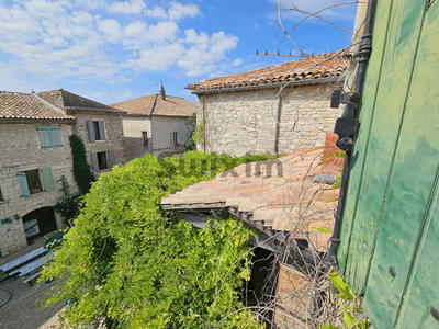 Maison de village - 264 m² - 9 pièces