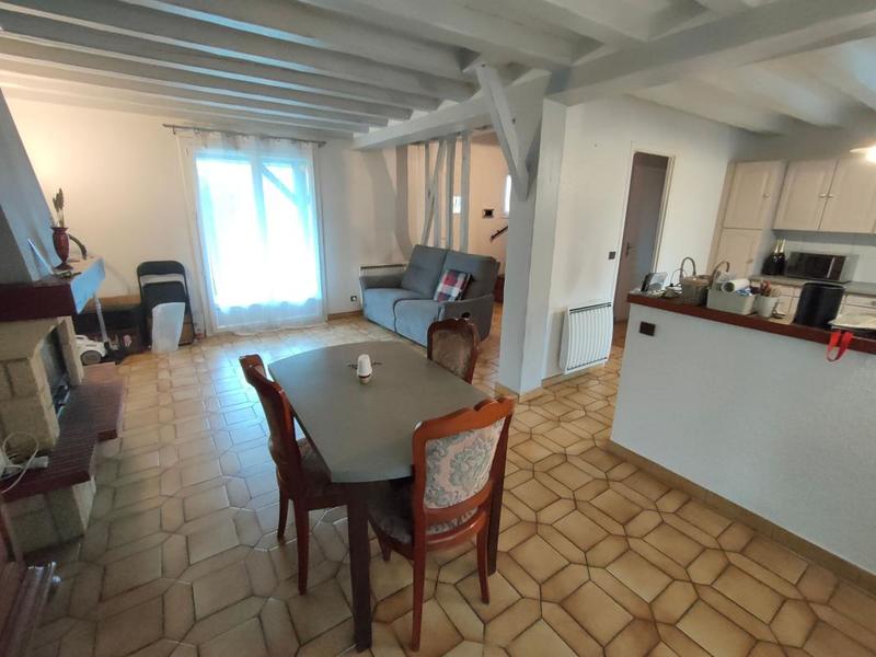 Maison - 99 m² - 4 pièces